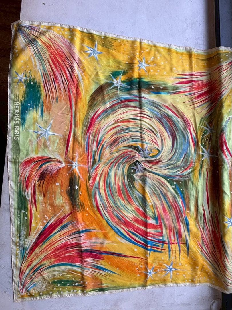 【美品】エルメス　カレ90スカーフFEUX DU CIEL 天の火　シルク