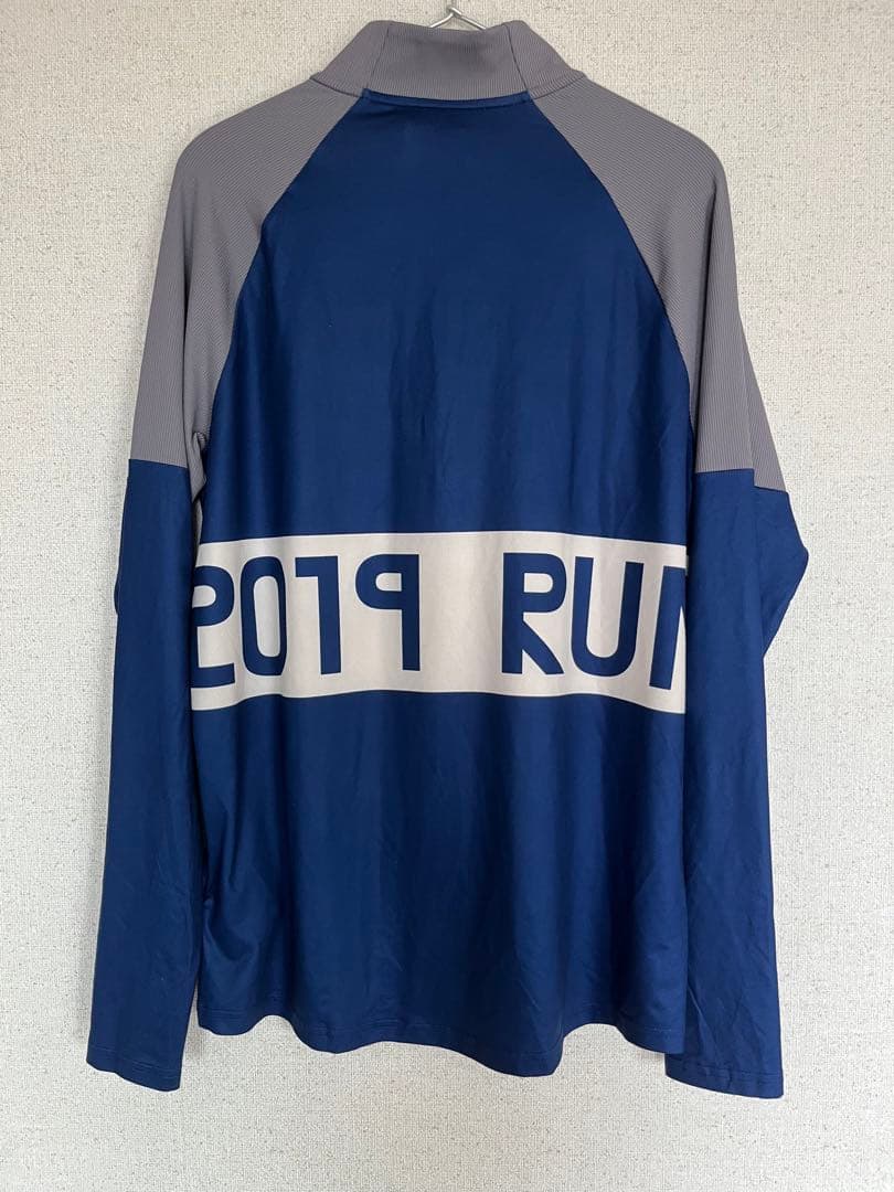 【新品未使用】NIKE ドライフィット　ジップアップ　ロンT