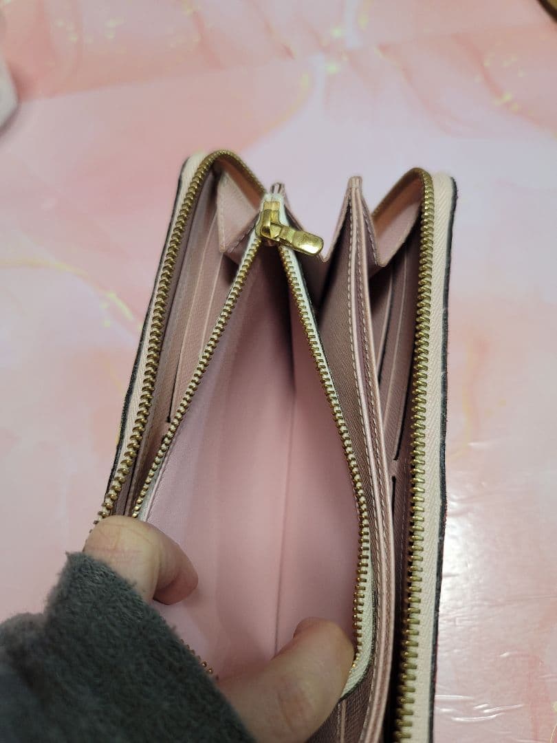 モノグラム ジャイアント ジッピーウォレット
