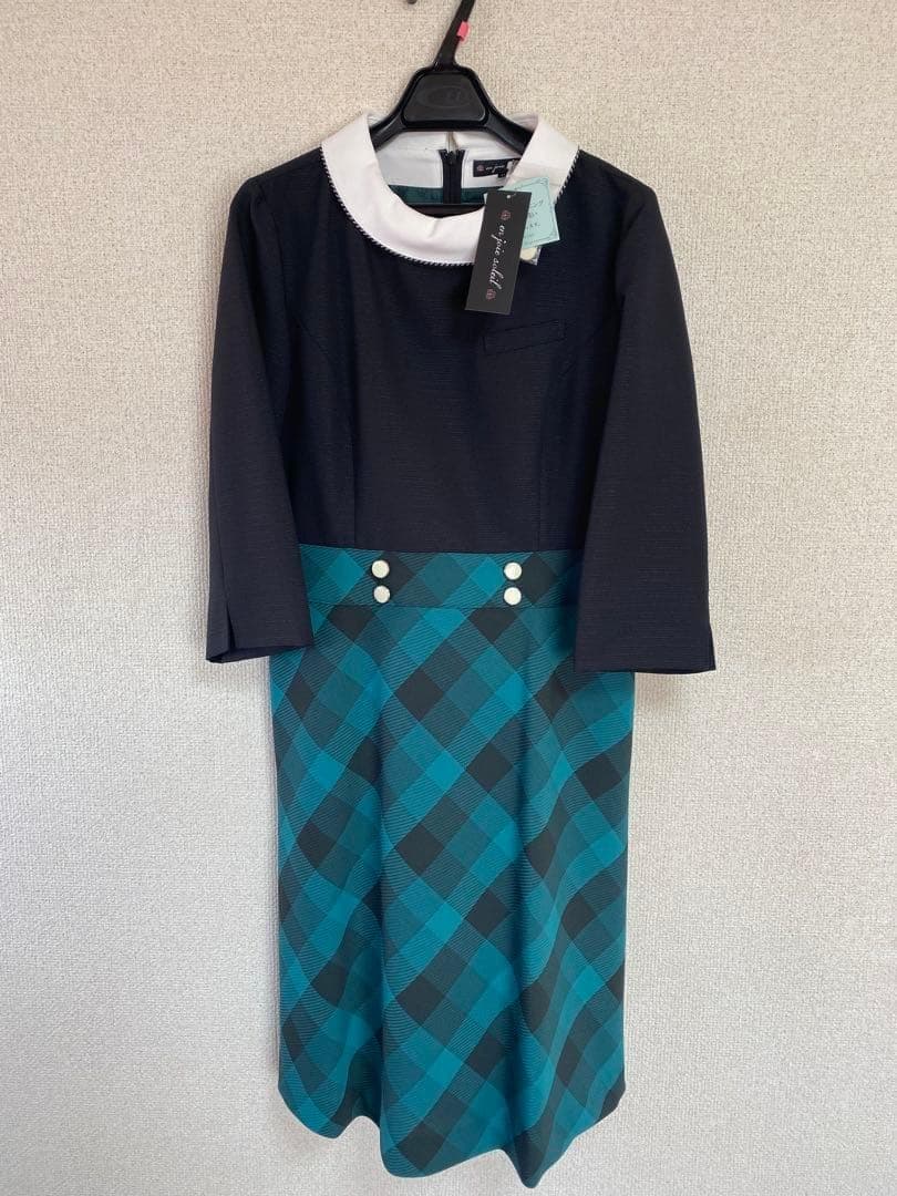 【新品タグ付き】アンジョア 事務服 11号 七分袖ワンピース グリーンチェック
