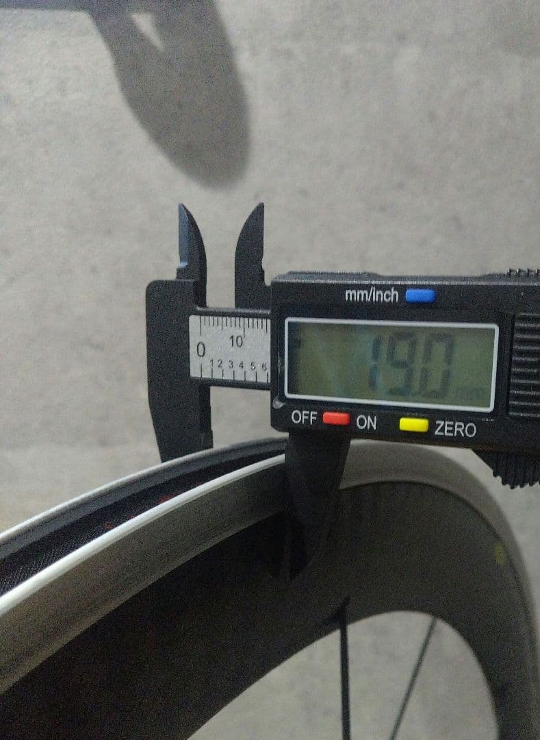 ★mavic カーボン ハイブリッドリム クリンチャーホイール 622-13c★