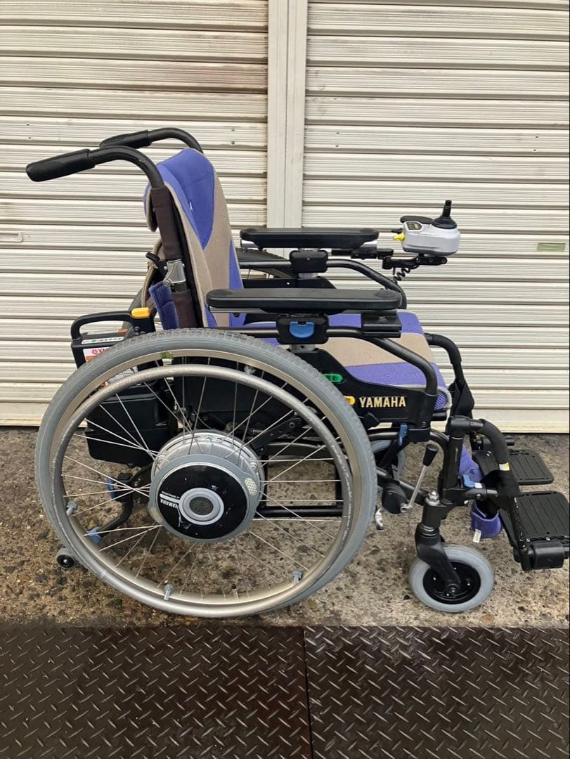 YAMAHA駆動電動車椅子　折りたたみ可能