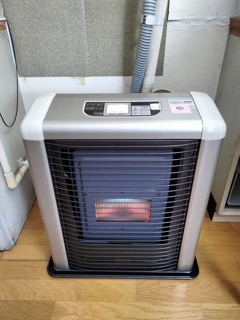 サンポットFF石油ストーブゼータス！品番「FFR‐563SX」2017年式中古品