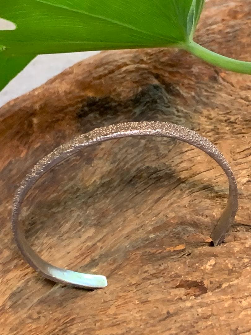 IOSSELLIANI（イオッセリアーニ） シルバー＆ゴールド バングルセット