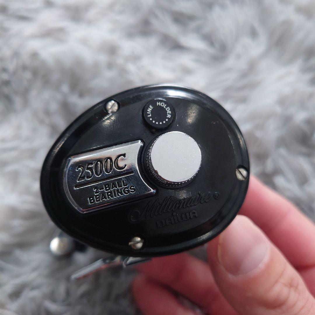 ダイワ ミリオネア 2500C ベイトリール