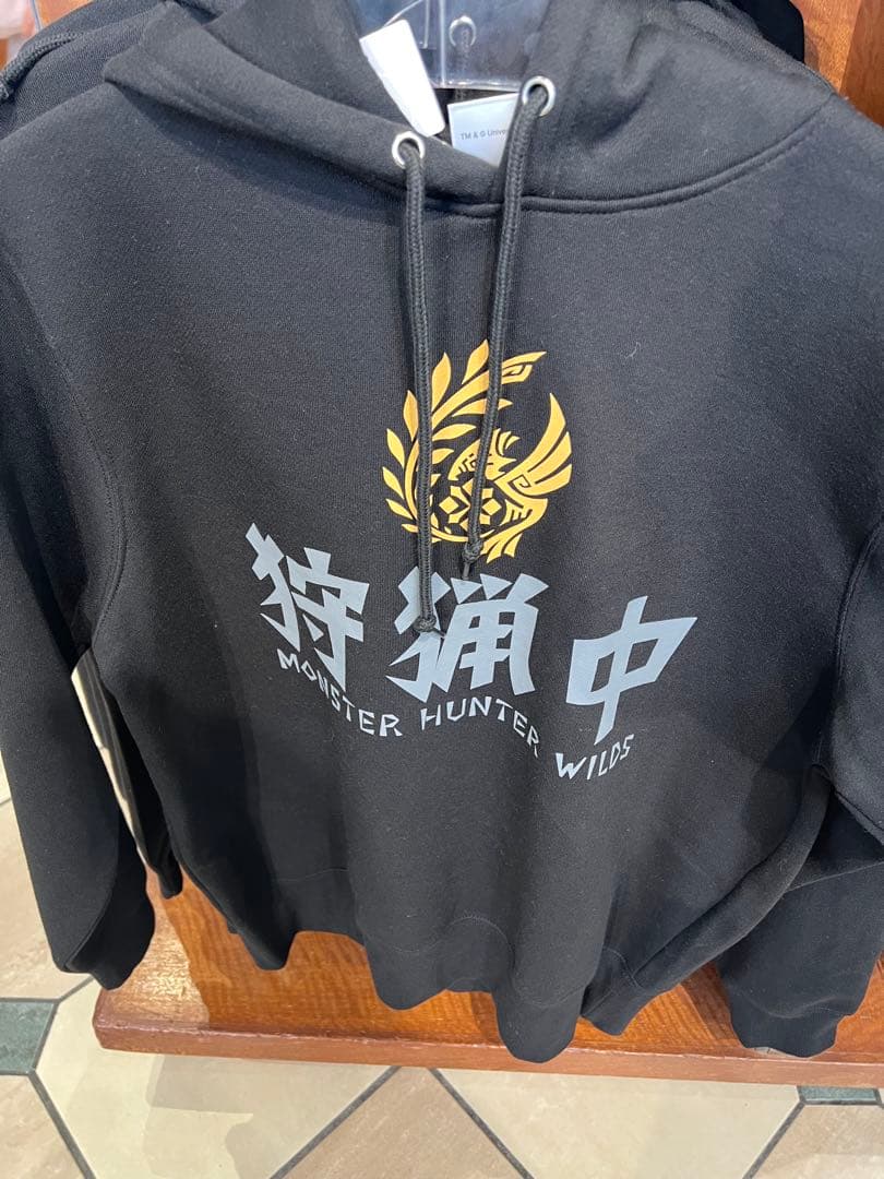 USJ 限定 モンスターハンターワイルズ パーカー Lサイズ - メルカリ