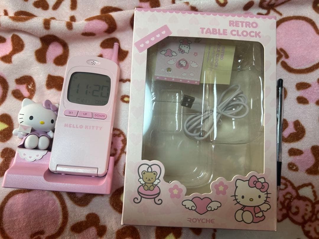 レア　ハローキティ ガラケー型　置き時計　韓国