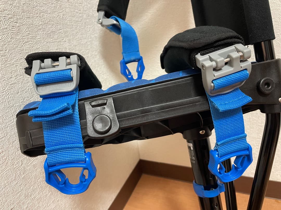 iWALKFree 3.0 ハンズフリー松葉杖 中古 送料無料 ギプスカバー付き