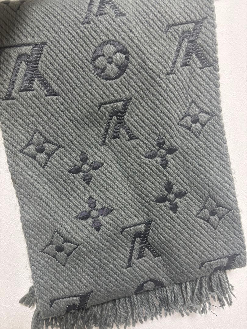 LOUIS VUITTON グレー マフラー ルイ・ヴィトン チェック柄マフラー