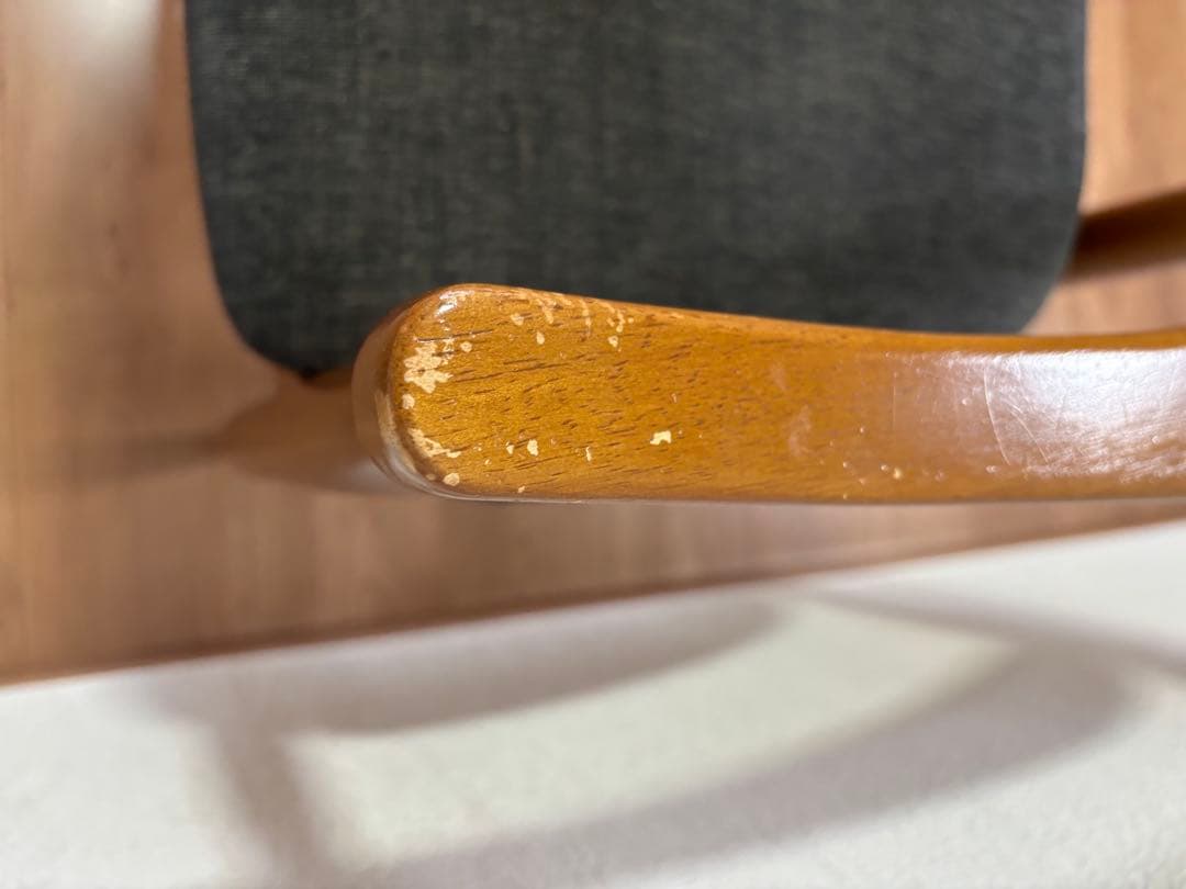 アクメファニチャー　TRESTLES ARM CHAIR トラッセルアームチェア