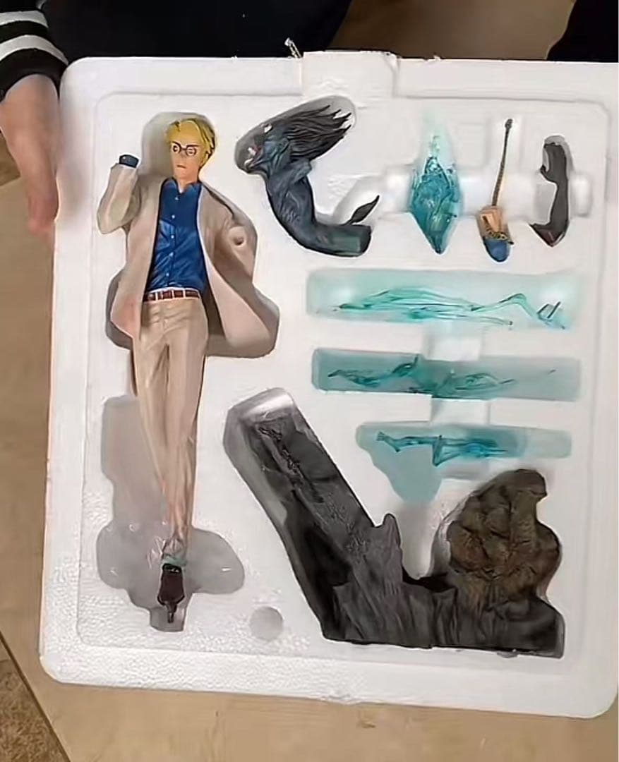 呪術廻戦 七海建人 ガレージキット ガレキ スタチュー① - メルカリ