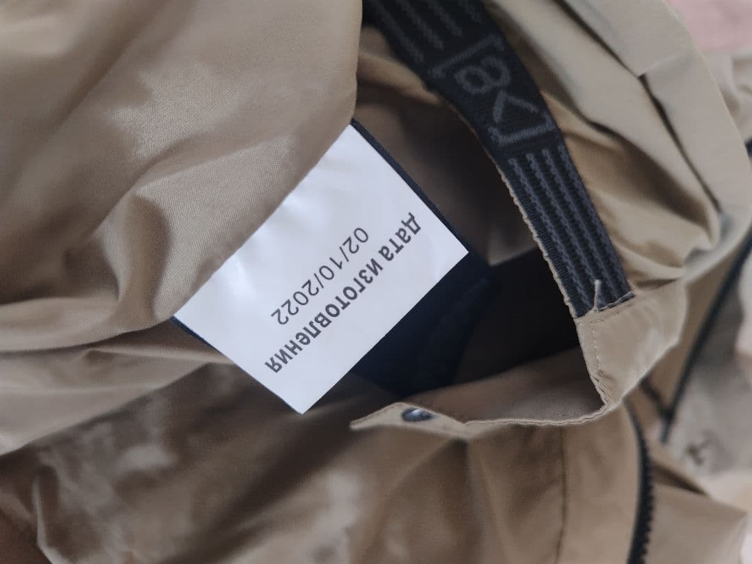 早いもの勝ち！womans Burton [ak] GORE-TEX 2L