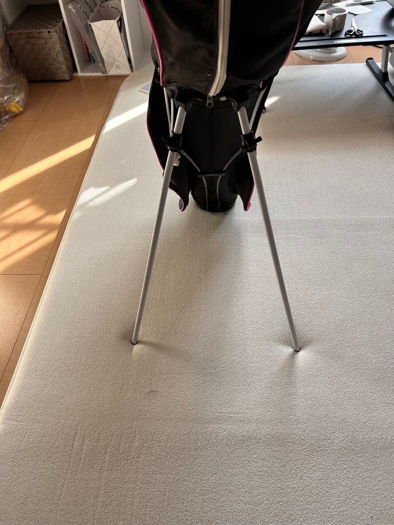 レディース ゴルフ スタンドバッグ 黒/ピンク 初心者向け