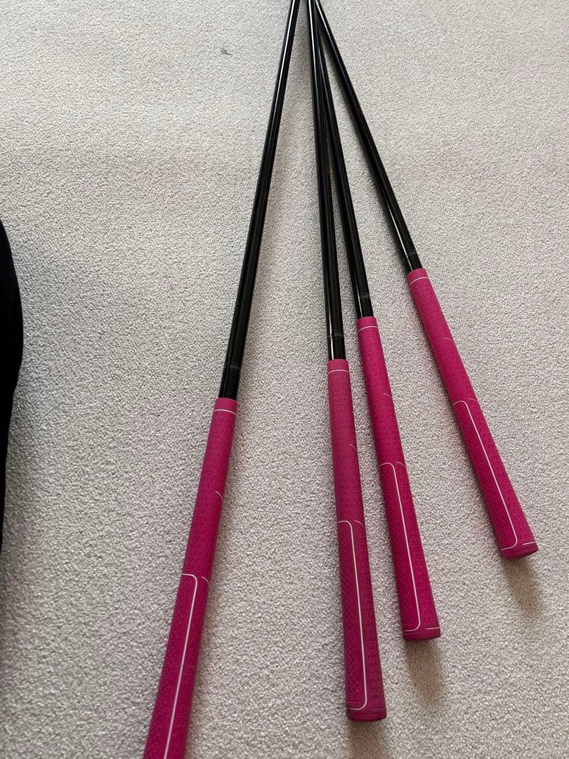 レディース ゴルフ スタンドバッグ 黒/ピンク 初心者向け