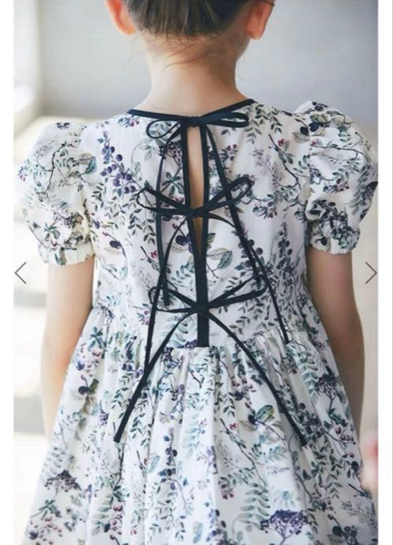 SEVENTEN セブンテン 木の実 プリント キッズ ワンピース