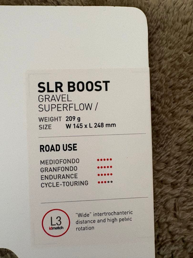 セライタリアSLR BOOSTスーパーフロー GRAVEL ti316 サドル
