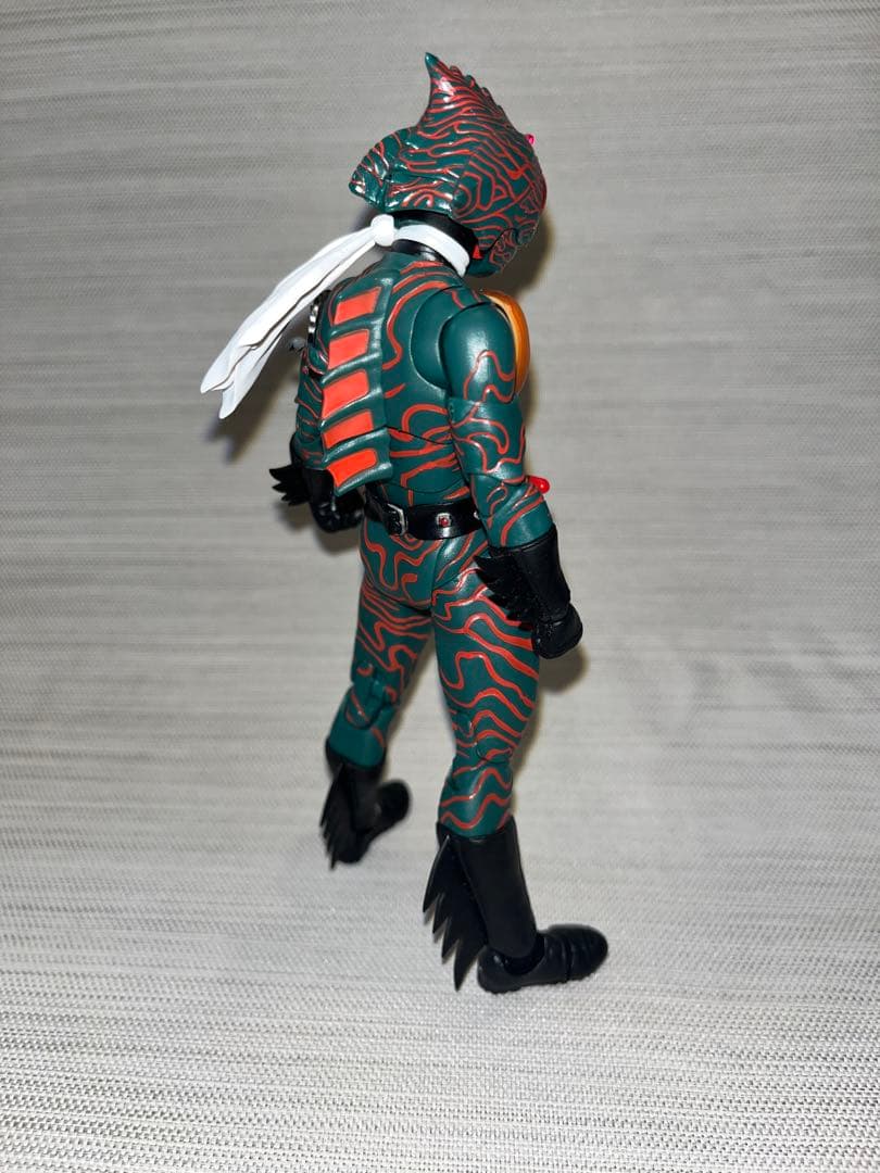 S.H.Figuarts（真骨彫製法） 仮面ライダーアマゾン＆旧版エフェクト付属