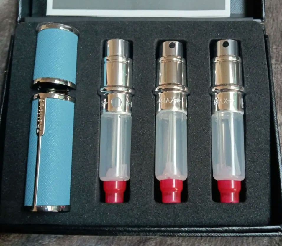 Travalo Milano リフィラブルパフュームスプレーセット - メルカリ