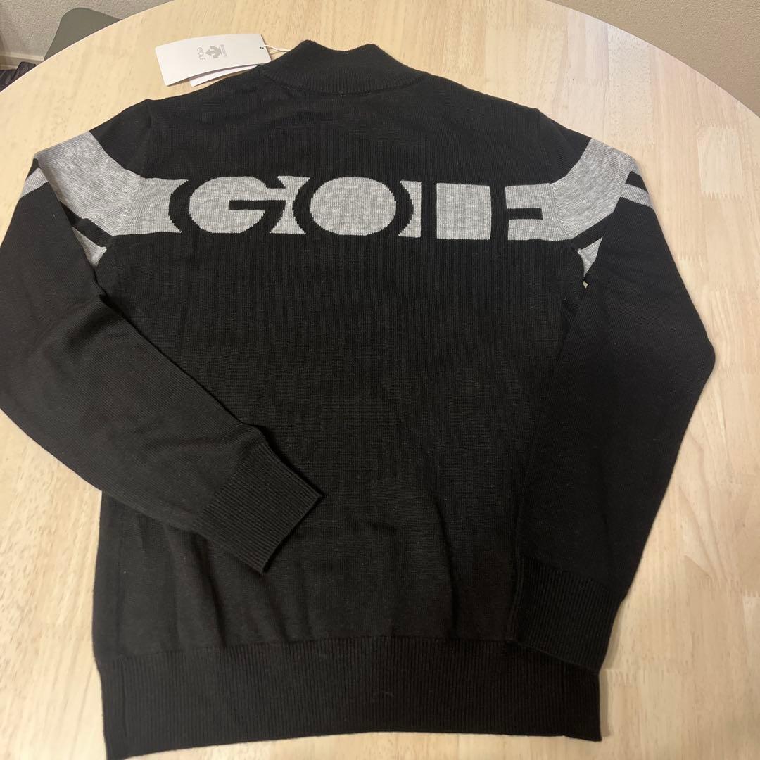 【新品】デサント　ニット　Mサイズ