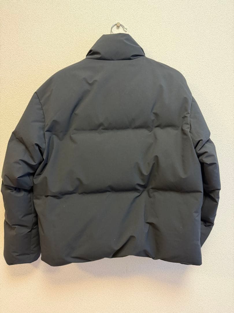ユニクロ　シームレスダウンジャケット　メンズM