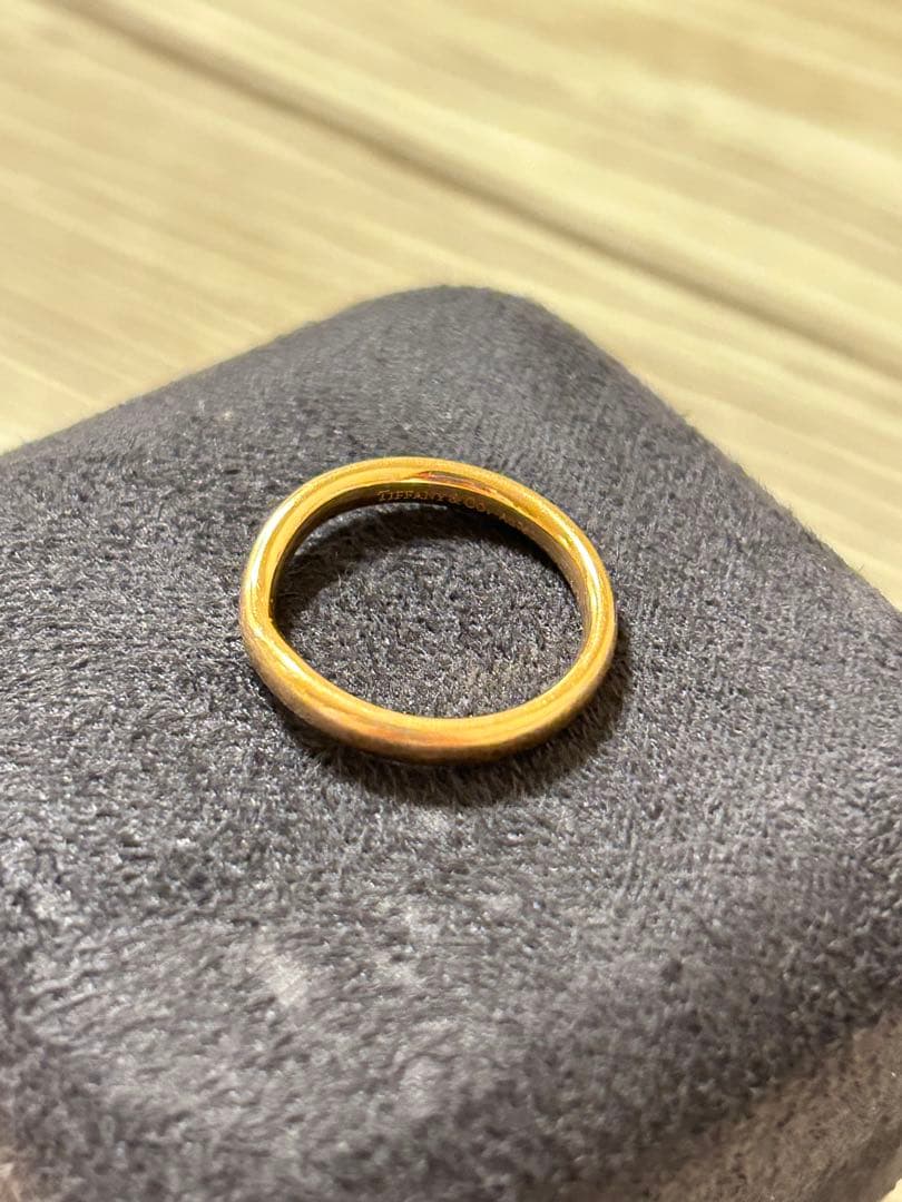 ティファニー TIFFANY K18YG 13カーブドバンドリング - メルカリ