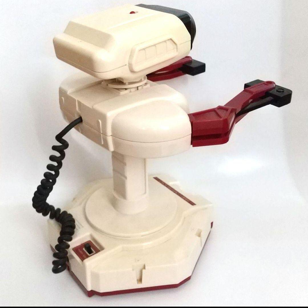 珍品】ファミリーコンピュータロボット HVC-012 - メルカリ