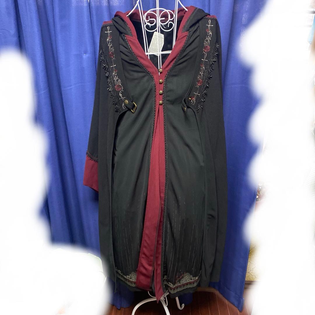 S*.様 オッズオン　ワンピース＆パーカーセット