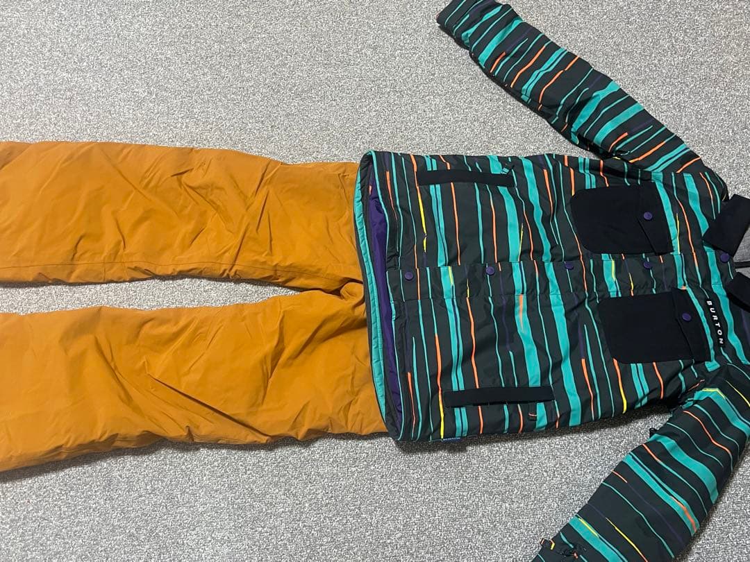 BURTON キッズ　ウエア上下セット