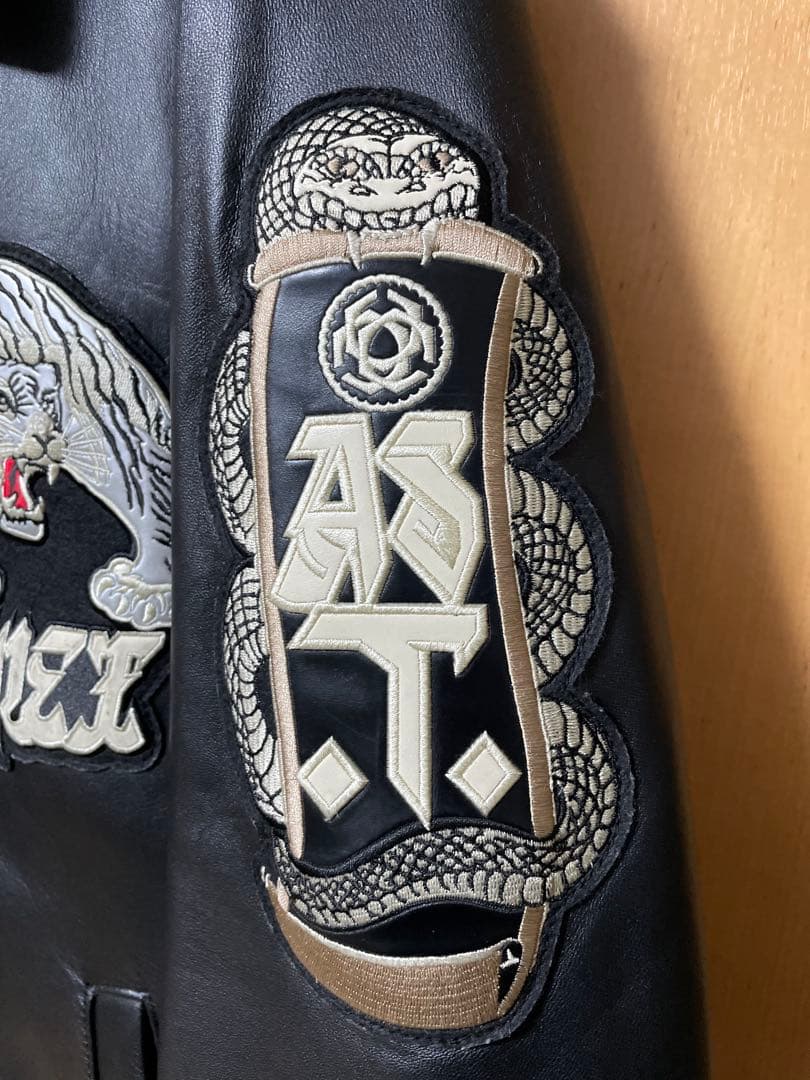 Avirex レザーボンバージャケット