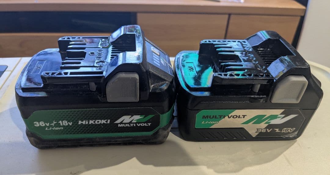佐*志様 ☆値下げ☆ HiKOKI UL18DBコードレス冷温庫 充電器 充電池