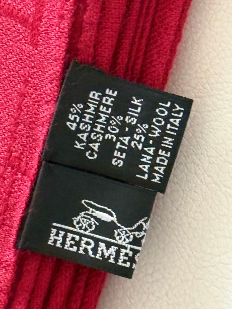 HERMES 赤 ストール