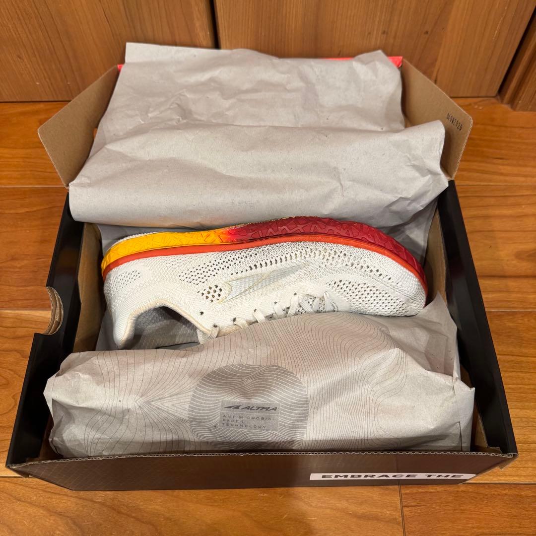 3連休限定セール【入手困難】ALTRA ESCALANTE RACER 27.0