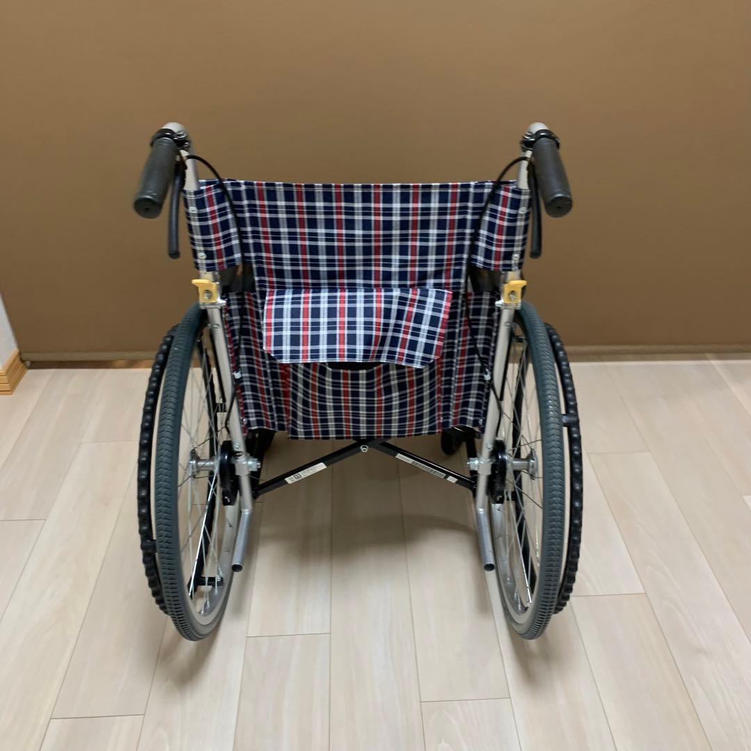 日進医療器 NISSIN NEO-1 自走式車椅子 ノーパンク 工具付き