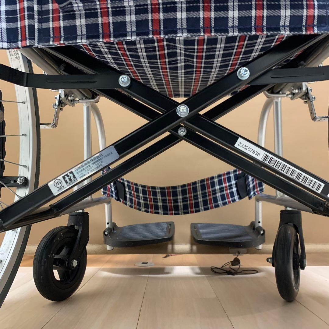 日進医療器 NISSIN NEO-1 自走式車椅子 ノーパンク 工具付き