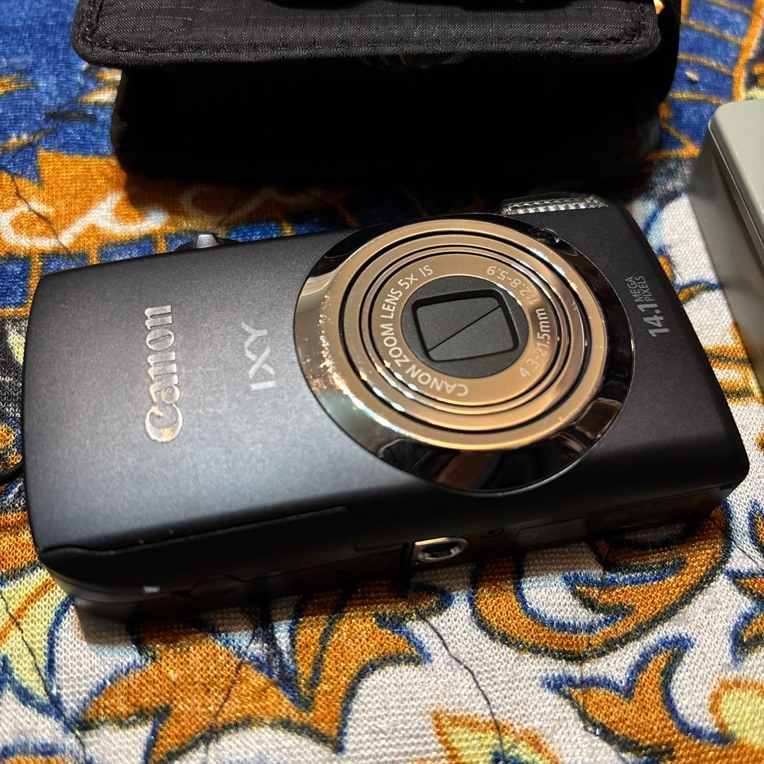 canon IXY 10S キャノン　14.1MEGA PIXELS デジカメ