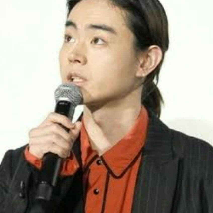 菅田将暉着用 jieda ウエスタンシャツ