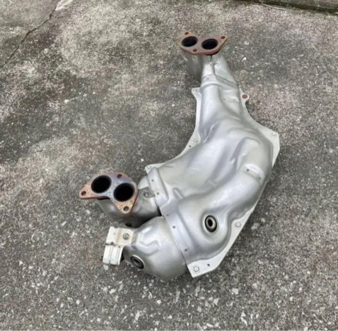 2*0様 86 BRZ 純正エキマニ - メルカリ