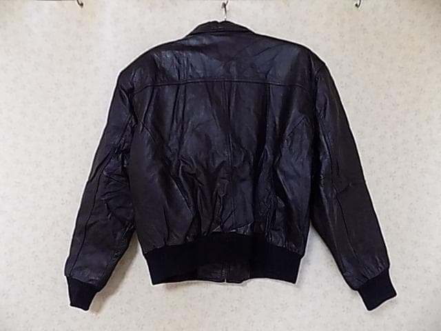 75138 Nicole St Gilles 牛革 レザージャケット 黒 L - メルカリ