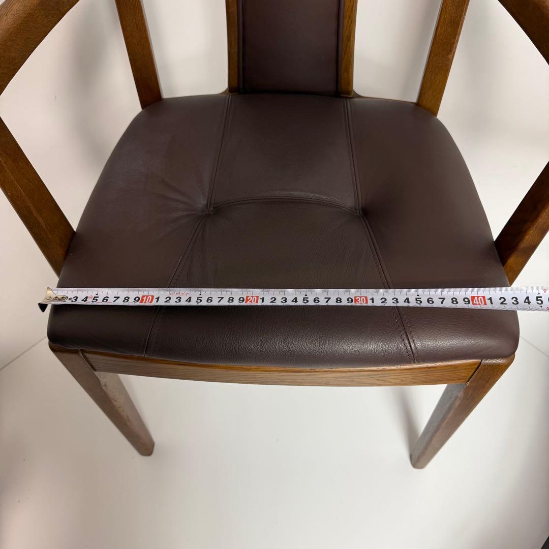 良品　karimoku ダイニングチェア アーム付き　肘掛け