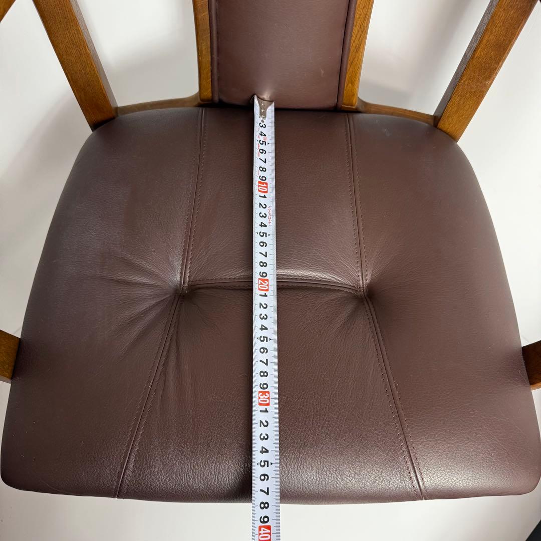 良品　karimoku ダイニングチェア アーム付き　肘掛け