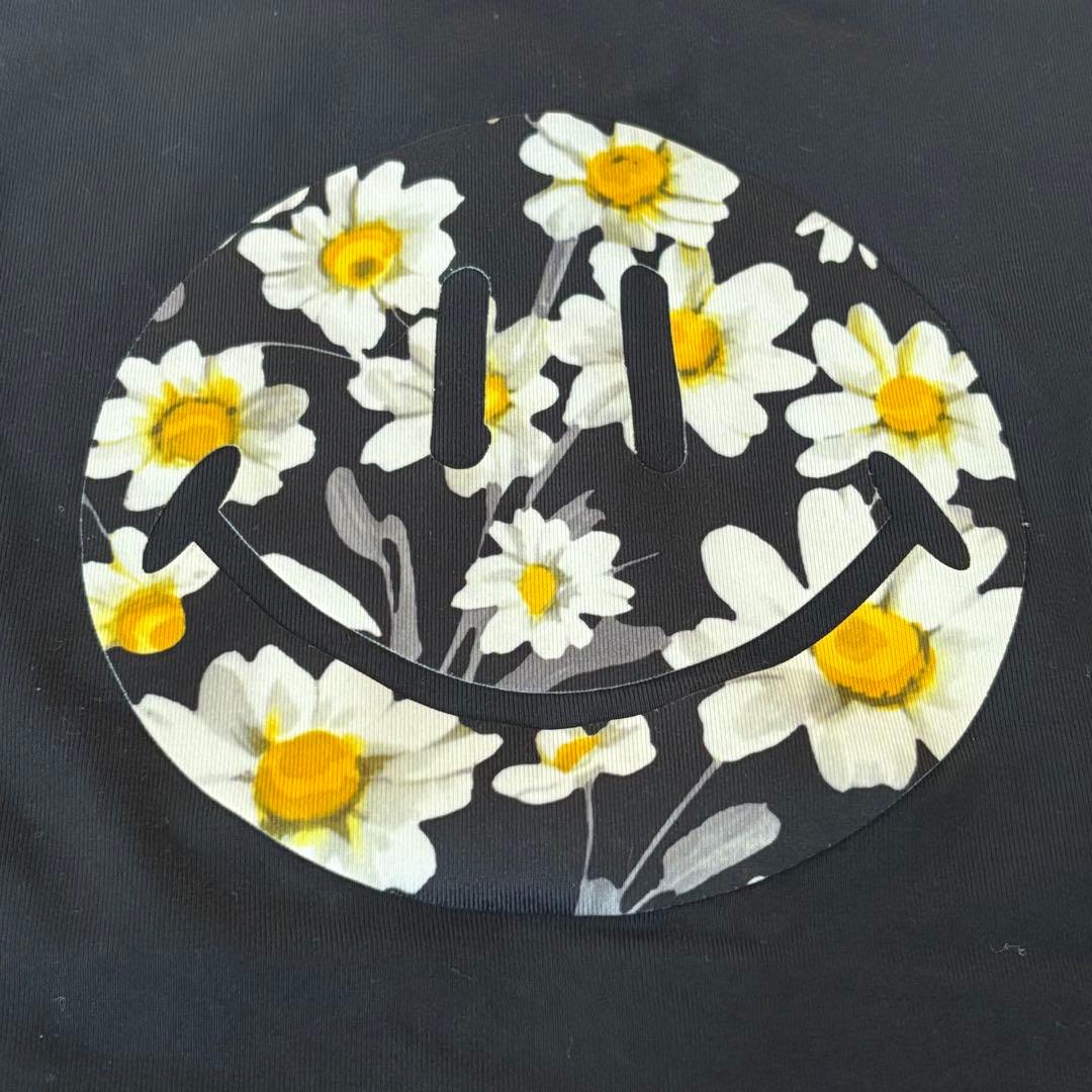 送料 無料 通販スポーツ - ミカランセ ミカノ ニコちゃん 花柄 Tシャツ