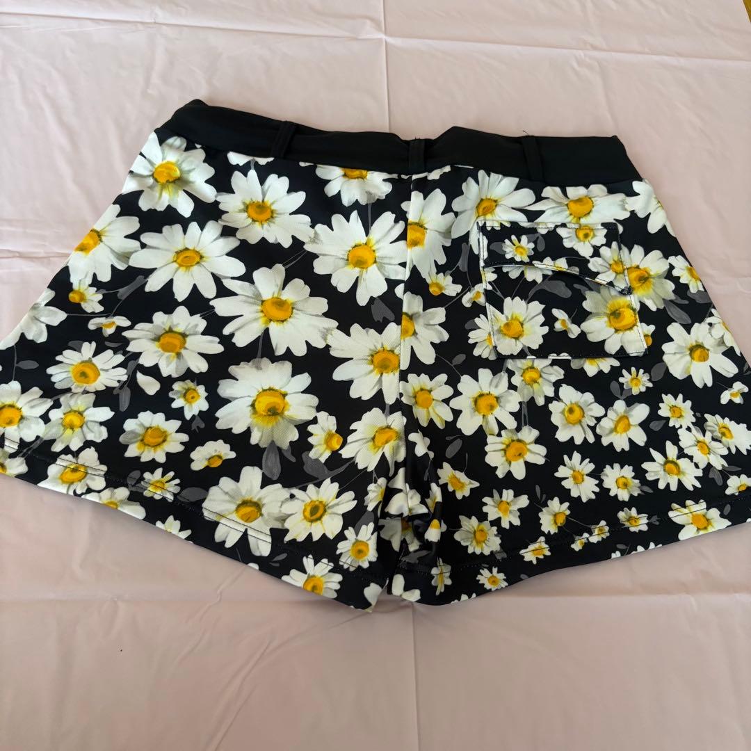 ミカランセ ミカノ ニコちゃん 花柄 Tシャツ ショートパンツ セットアップ 黒