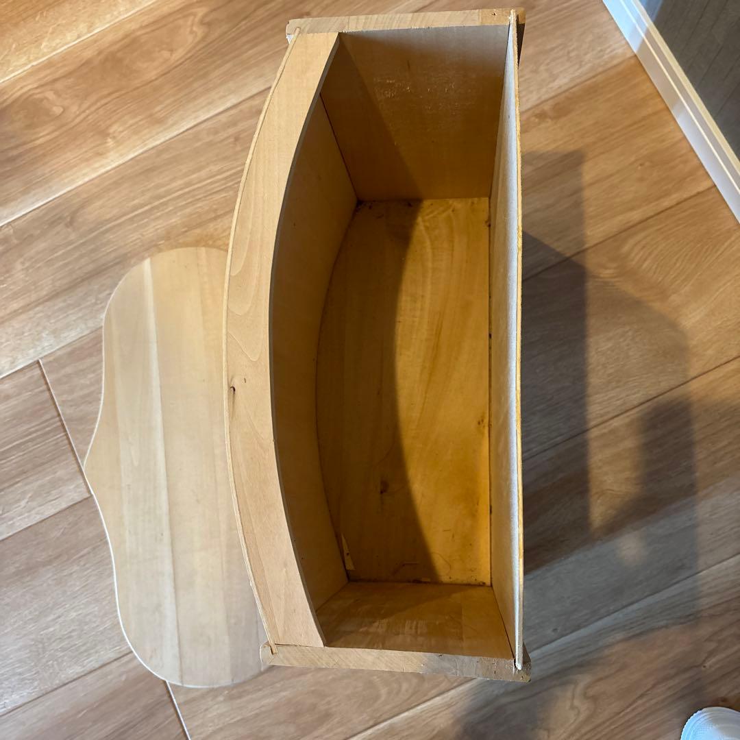 めったにない‼️美しい曲線の木製 ハート型天板 収納キャビネット