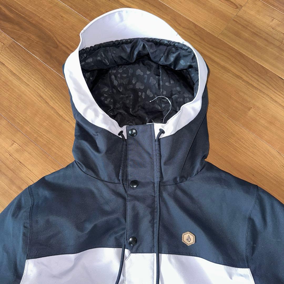VOLCOM スノボウェア　S