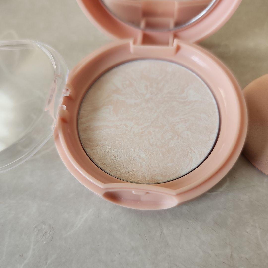 アピュー ジューシーパン ジェリーパウダー フェースパウダー - メルカリ