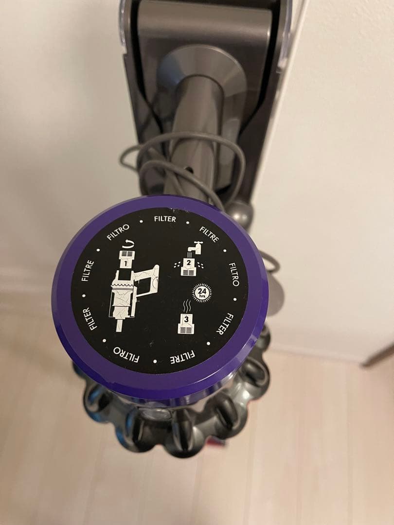 掃除機・クリーナー Dyson Cyclone V10 Fluffy (SV12 FF LF)