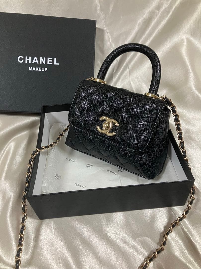 トップハンドル シャネル ノベルティ ショルダーバッグ VIP ミニバッグ
