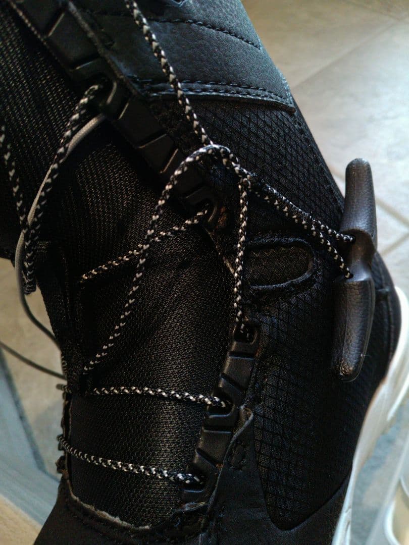 スノボードブーツ