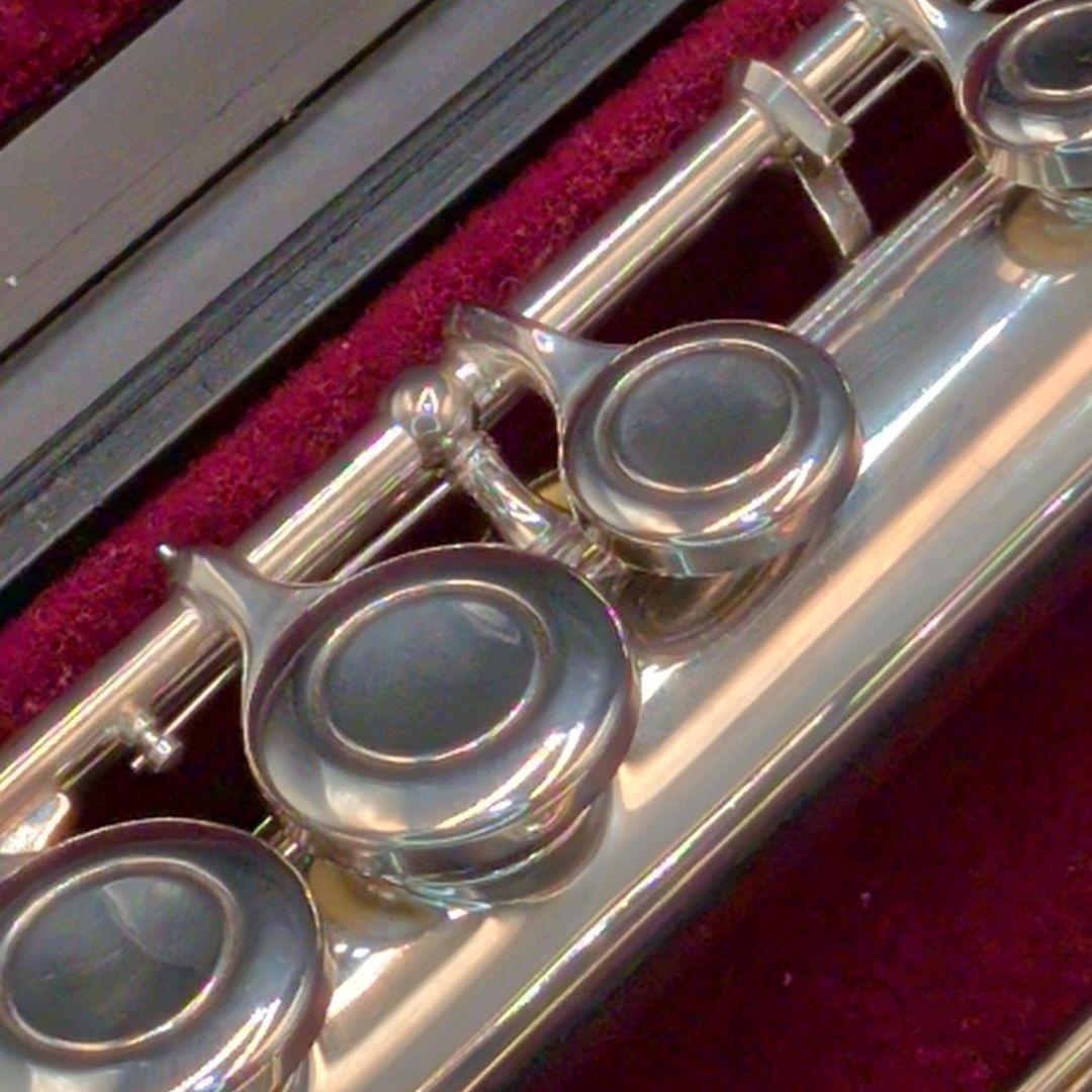 フルート　調整済　美品　ヤマハYFL221SⅡ（銀メッキ仕上げ）