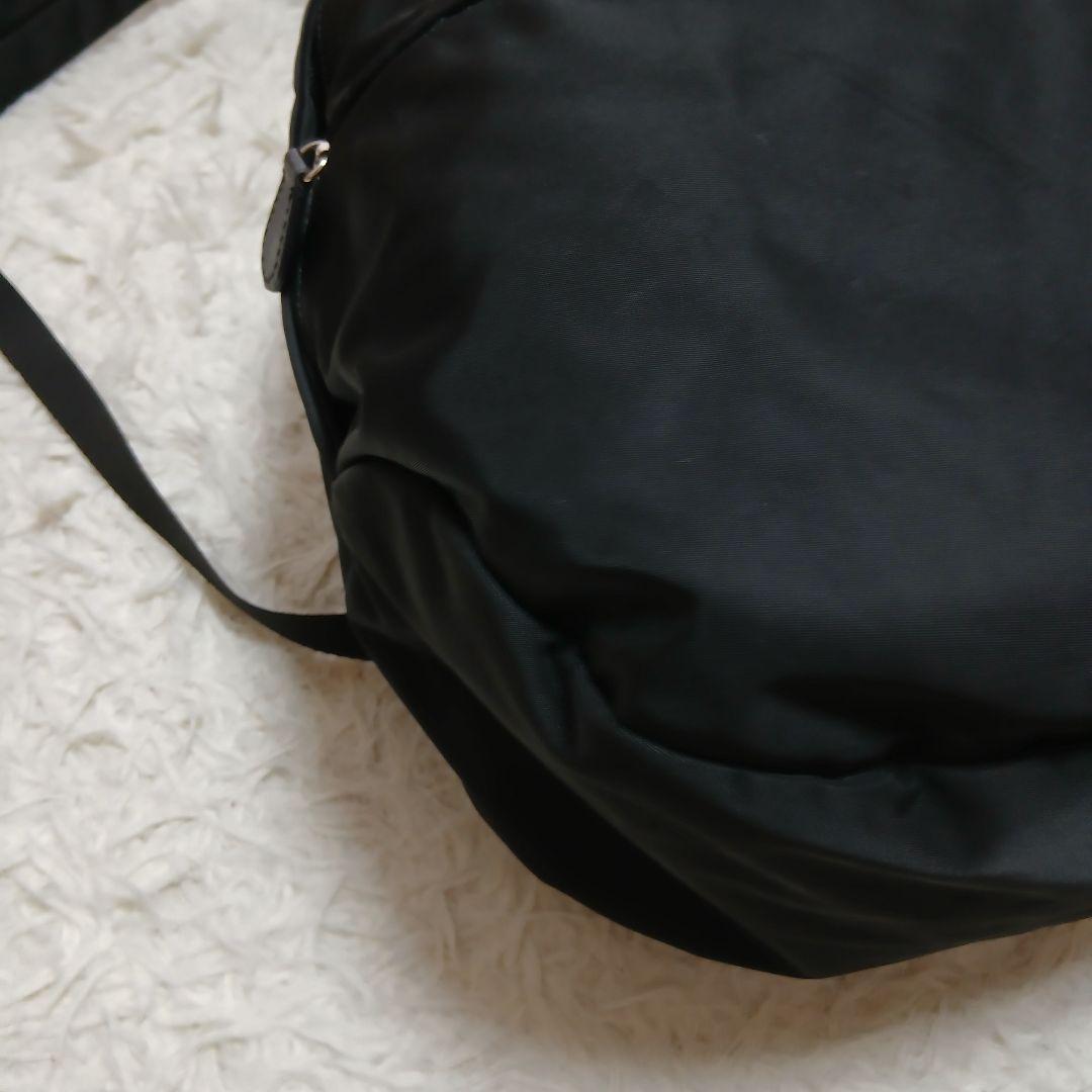 【agnes b.】bロゴ　ナイロン　バックパック　リュックサック　ブラック